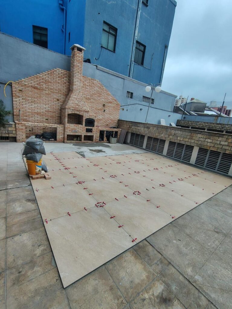 Área gourmet construída para condomínio na Vila Prudente